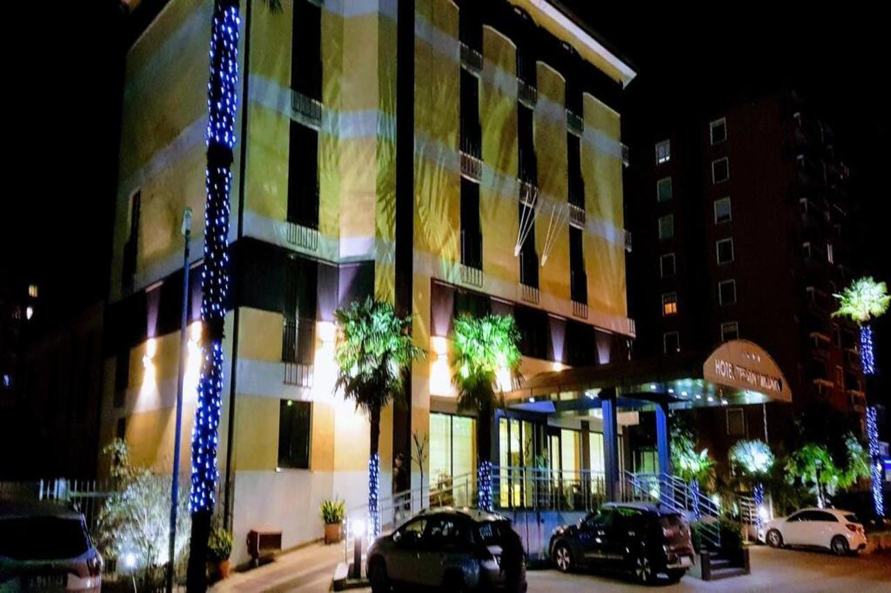 Hotel Tiffany Milano Треццано-суль-Навиглио Экстерьер фото