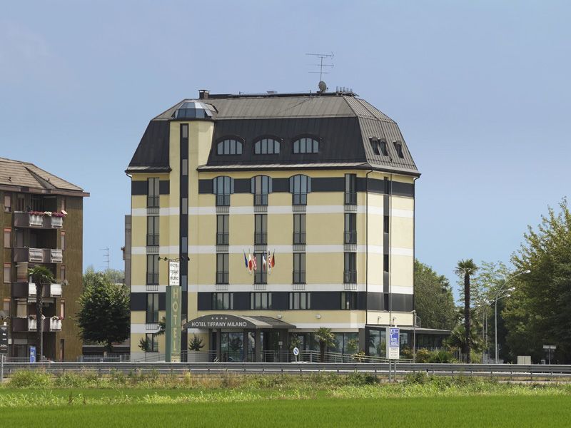Hotel Tiffany Milano Треццано-суль-Навиглио Экстерьер фото